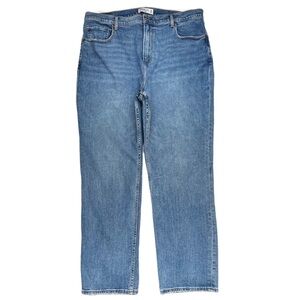 {Abercrombie & Fitch} "The Ankle Straight Ultra High Rise" Curve Love Denim